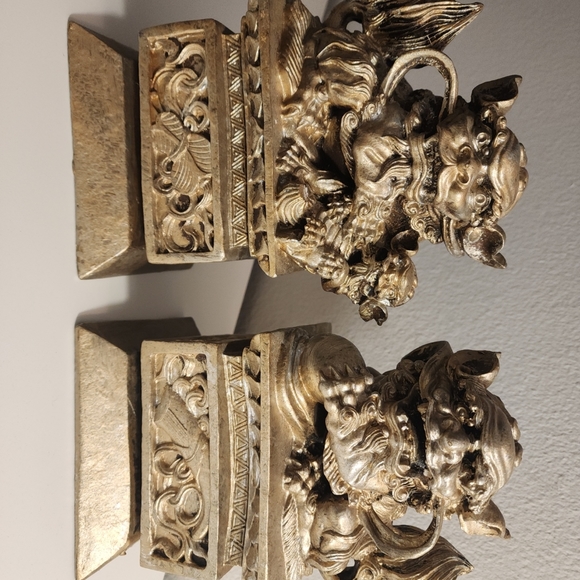 Set of 2 Vintage The Bombay Company detailed Chinese Temple Lion Foo Dog Resin - Picture 2 of 16